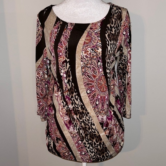 Chico’s Animal/Paisley Top Size 0 - Picture 1 of 5